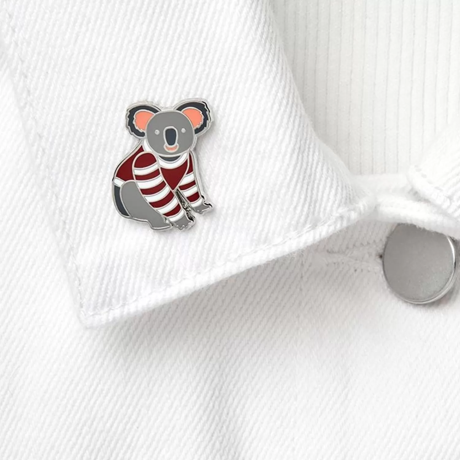 A Comfy Christmas Enamel Pin*Erstwilder Cheap