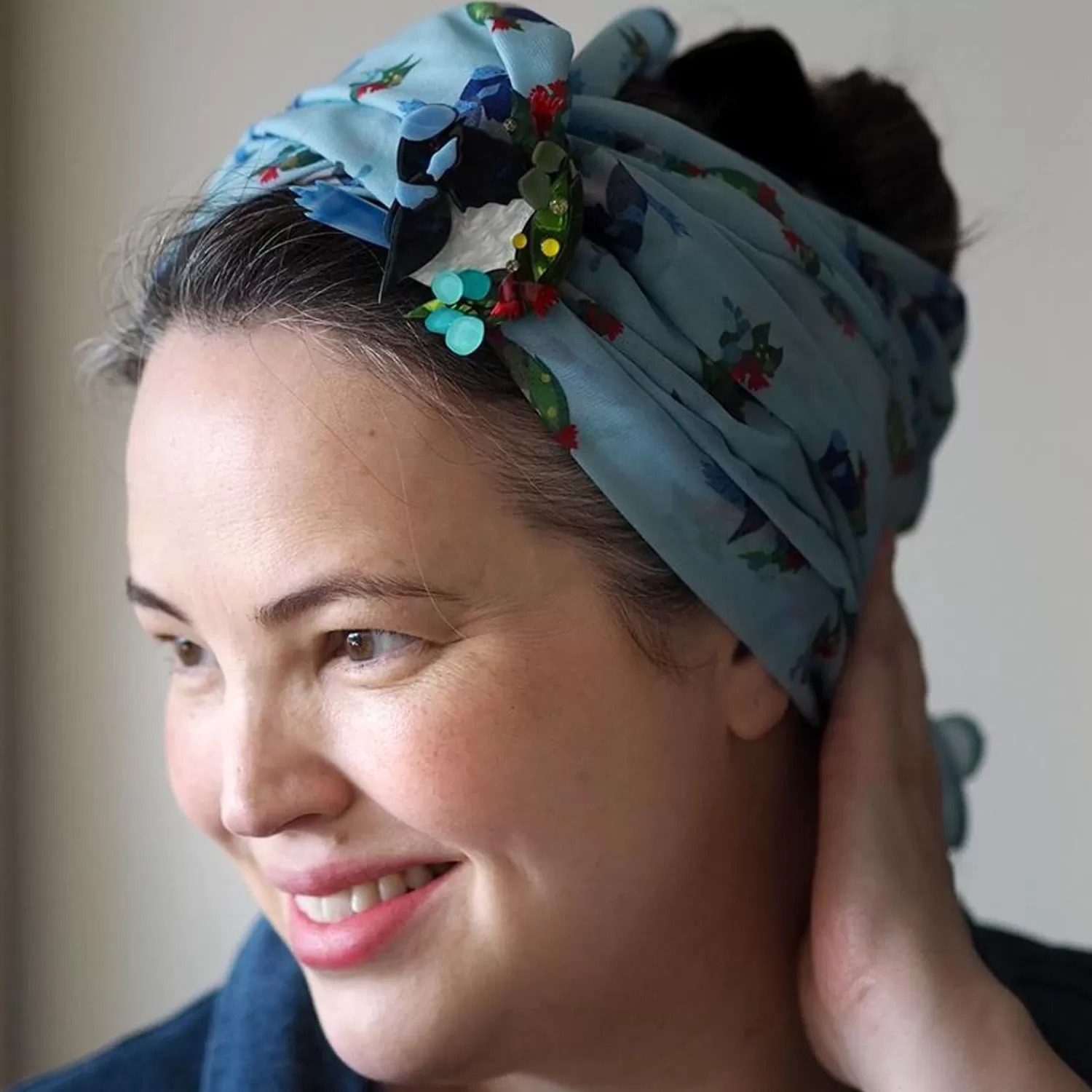 A Splendid Christmas Head Scarf*Erstwilder Best