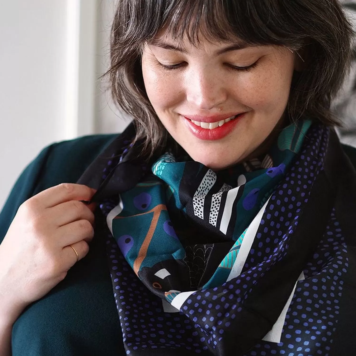 Bella The Black Cockatoo Square Scarf*Erstwilder Online