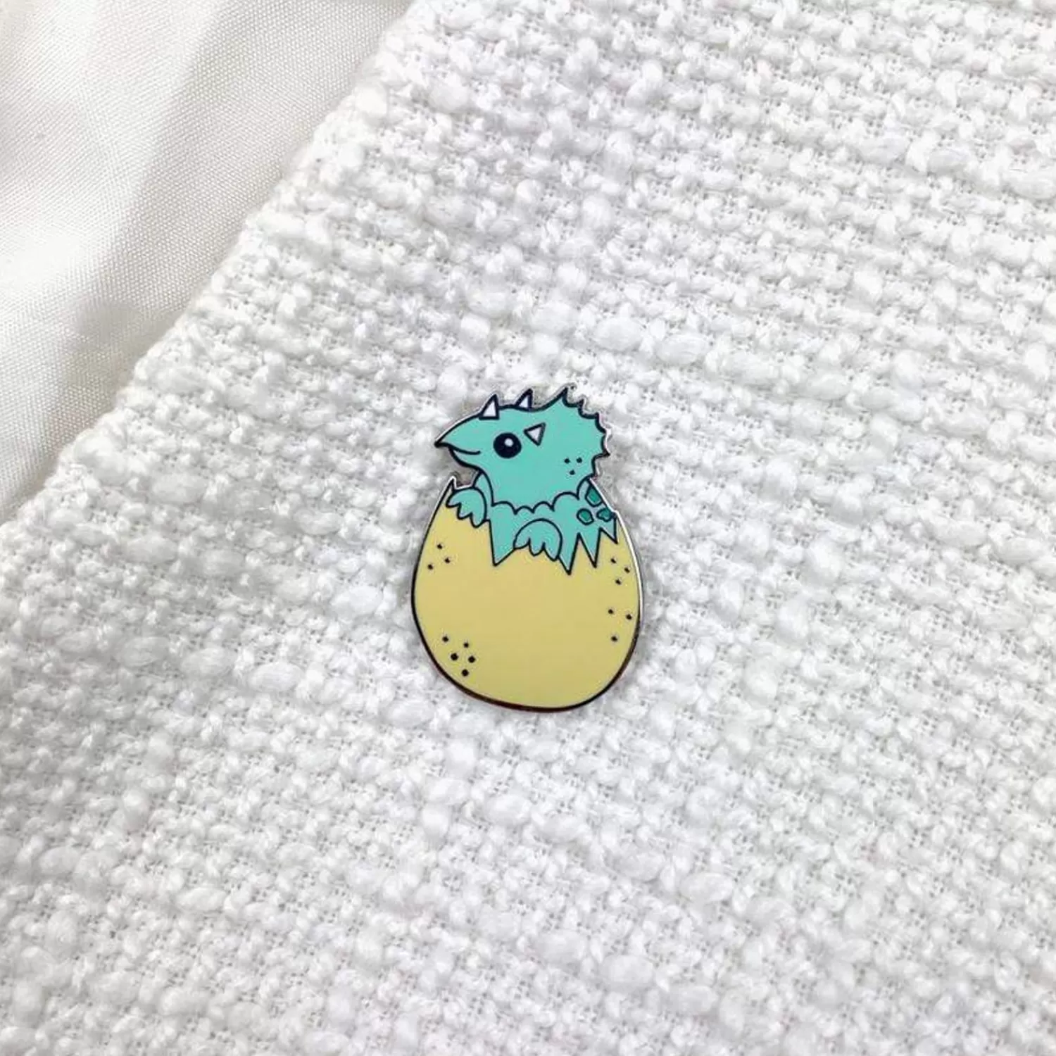 Cera Says Hello Enamel Pin*Erstwilder Clearance