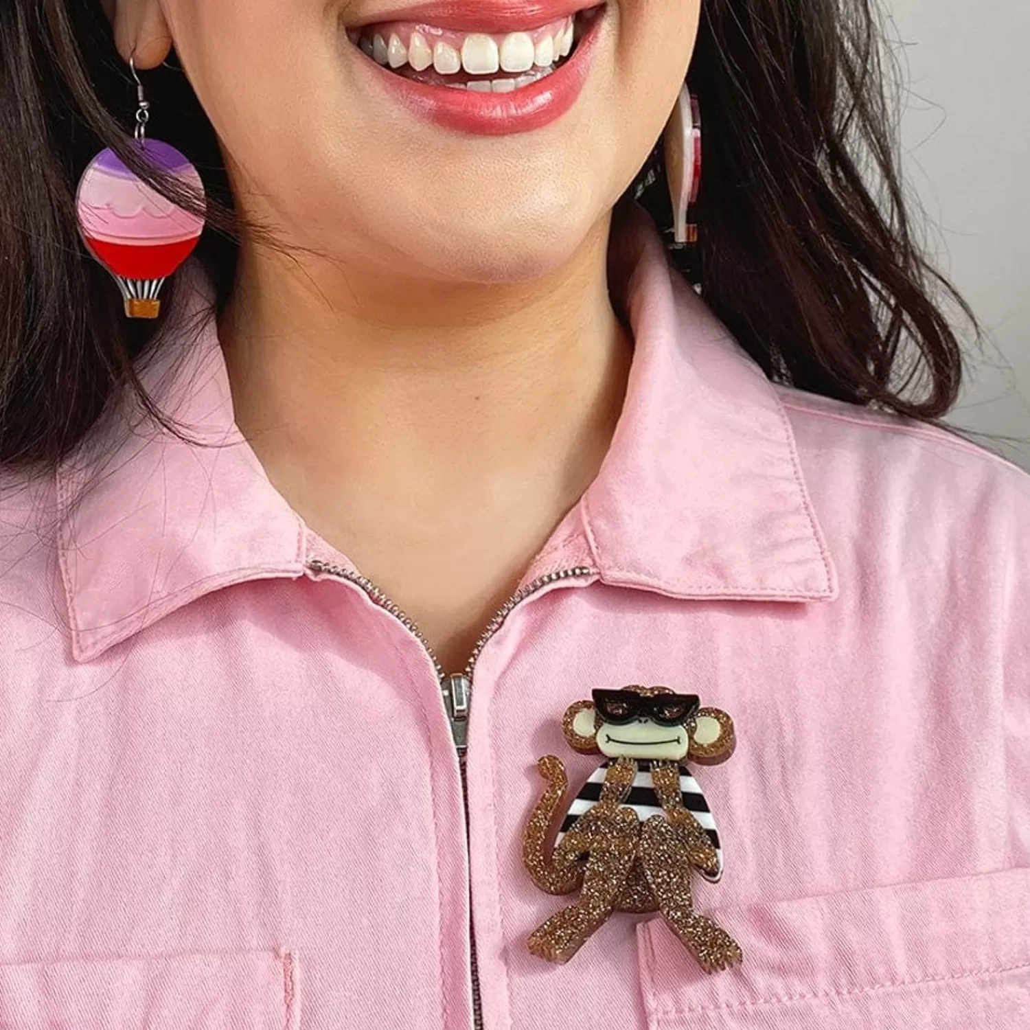 Moe The Monkey Lover Brooch*Erstwilder Flash Sale