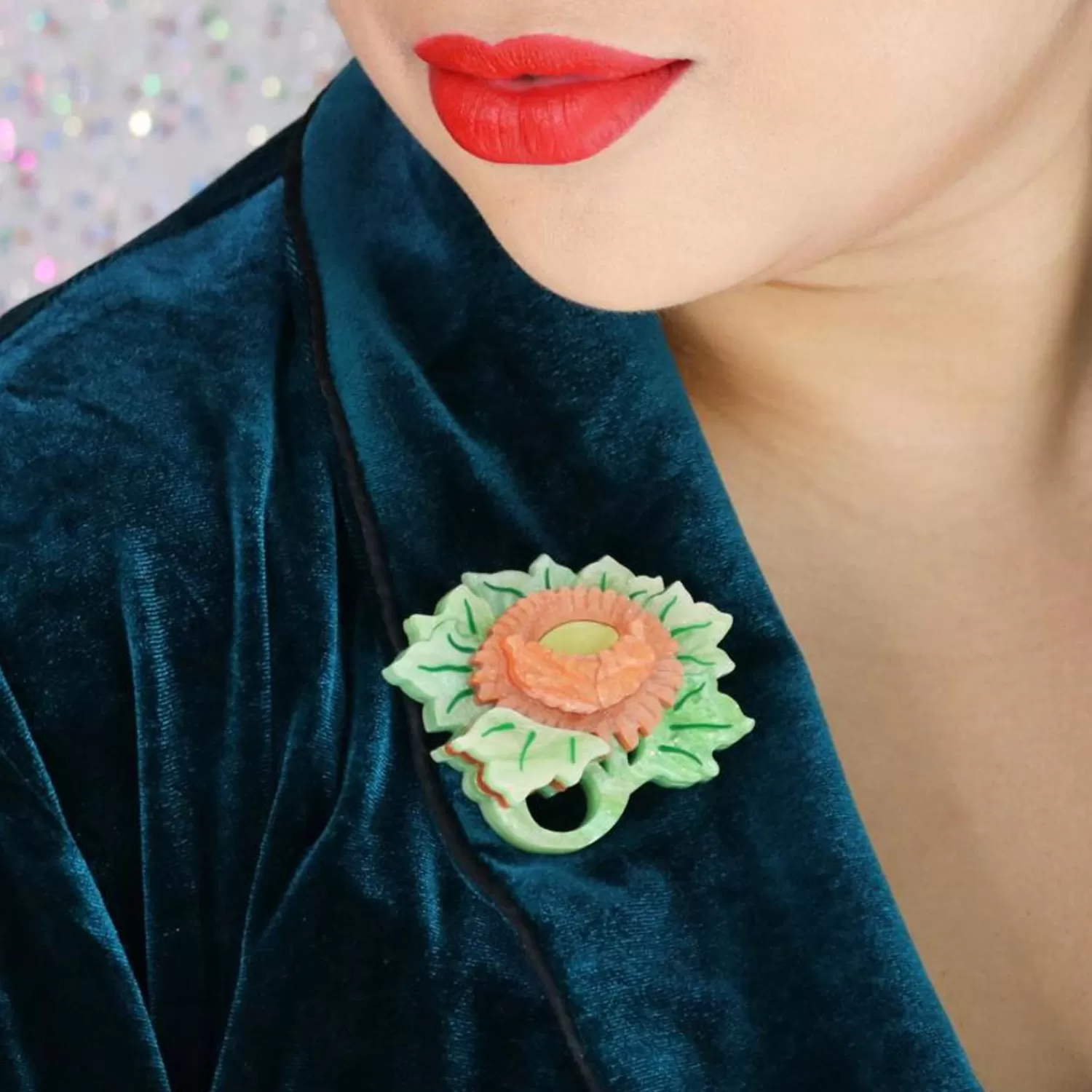 November Reign Brooch*Erstwilder Online