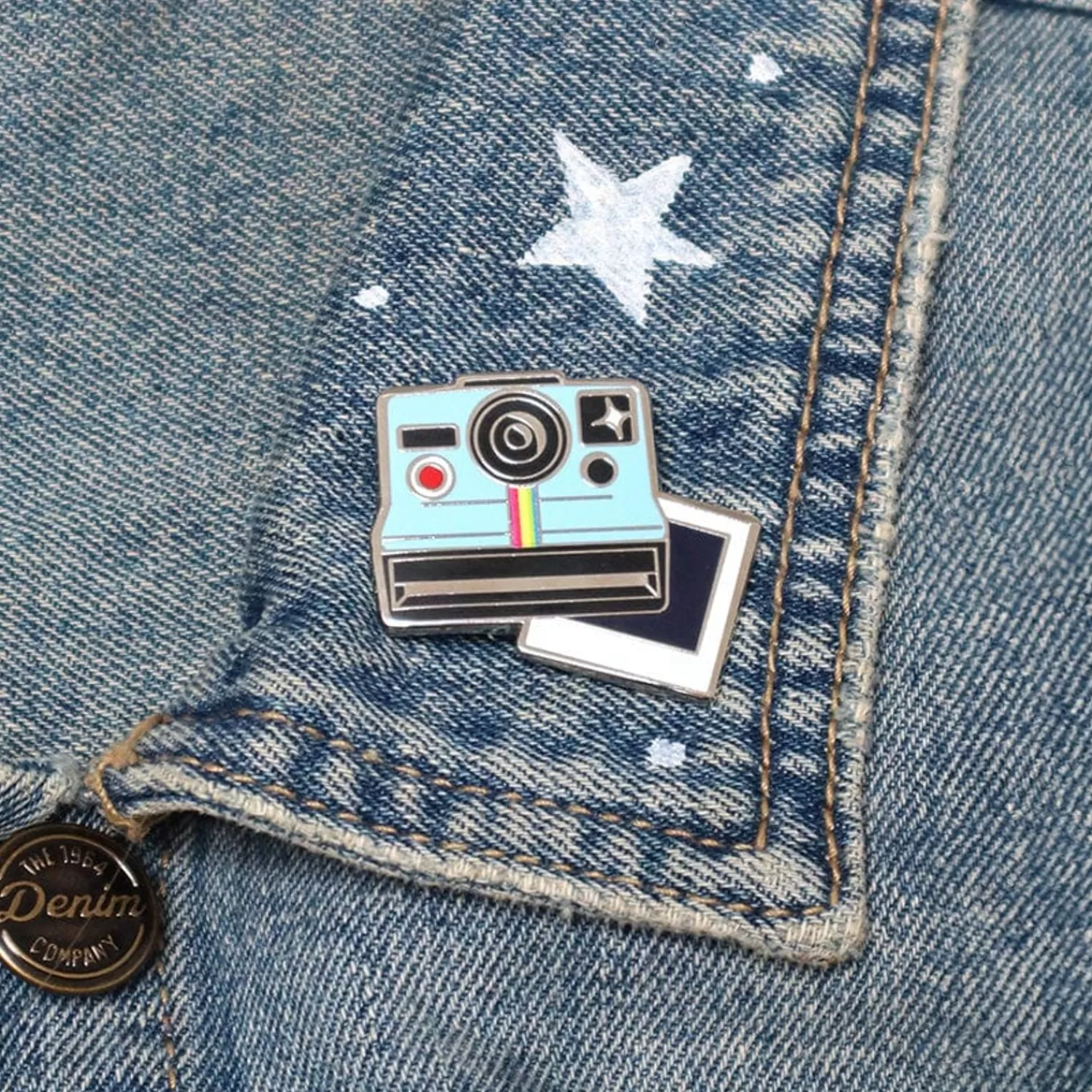 Picture Of Us Enamel Pin*Erstwilder Outlet