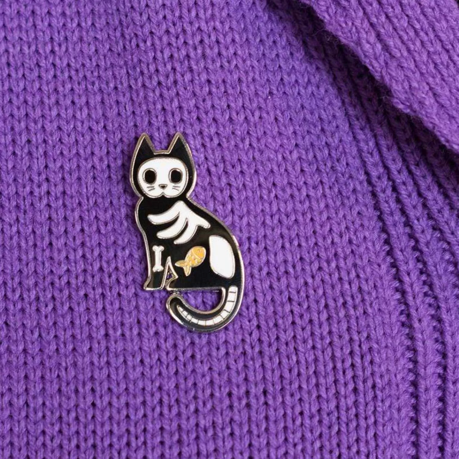 Tabby Tombstone Enamel Pin*Erstwilder Hot