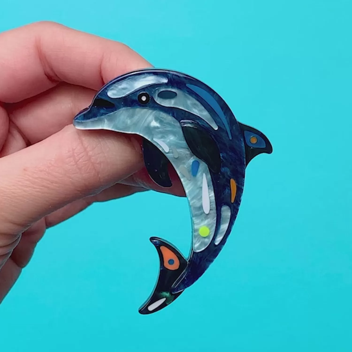 The Boastful Bottlenose Dolphin Brooch*Erstwilder Outlet