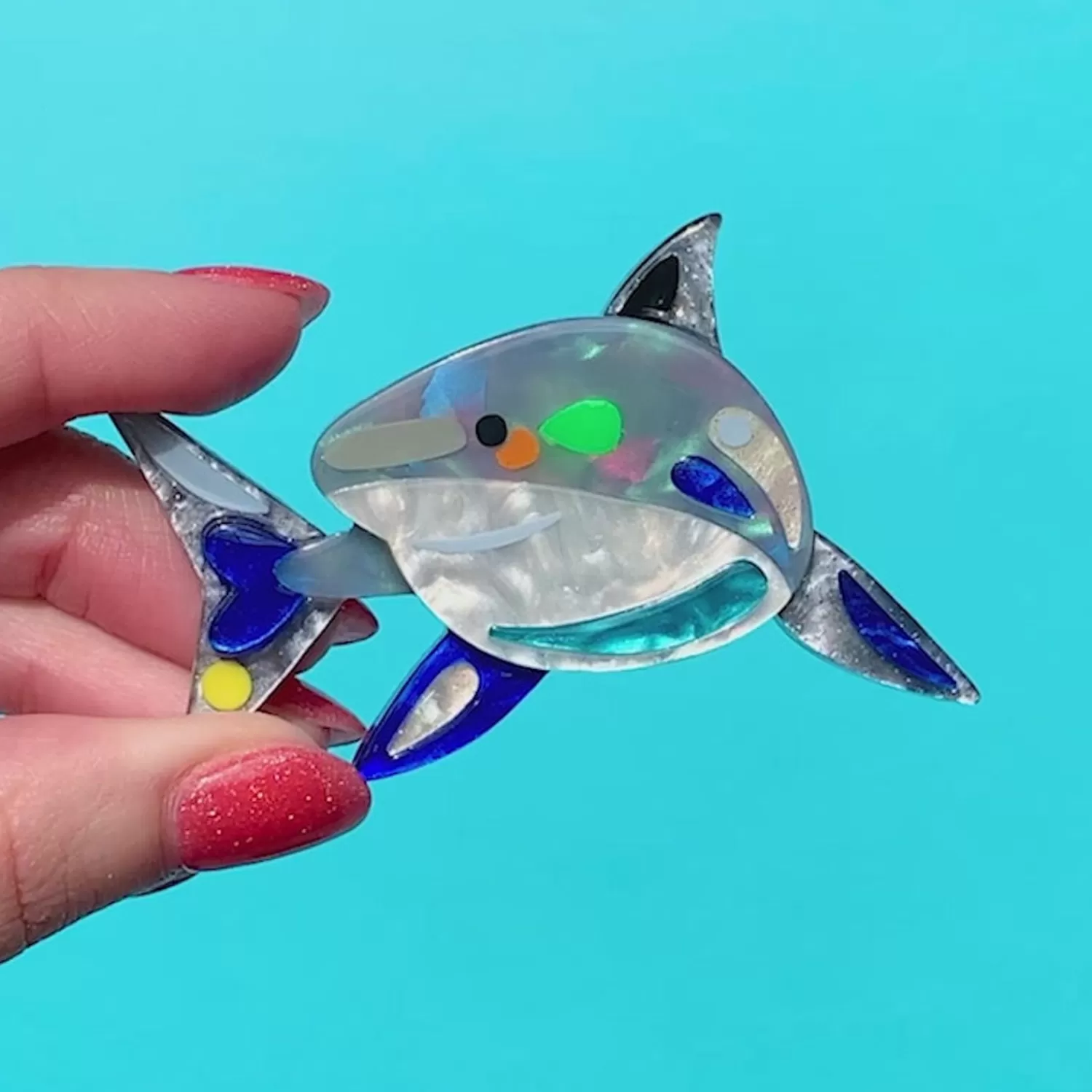 The Guileless Great White Shark Brooch*Erstwilder Clearance