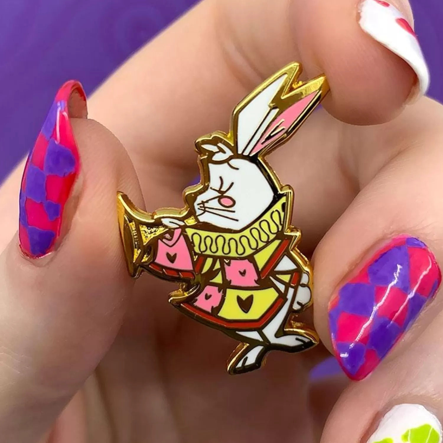 The White Rabbit Announces Enamel Pin*Erstwilder Outlet